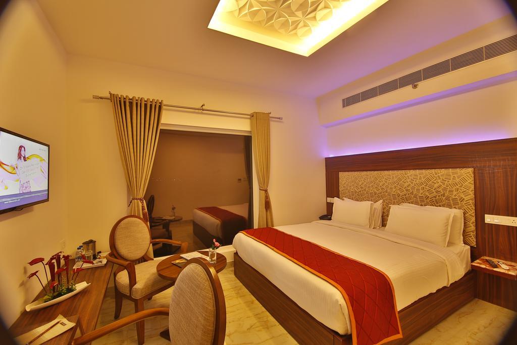 The Spk Hotel Madurai Exterior photo